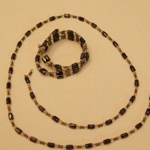 Magnetic Wrap Bracelet Black and silver beads 36"